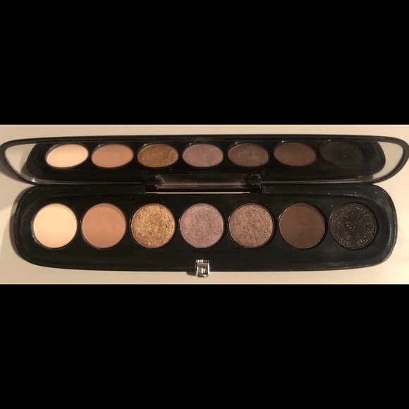 Marc Jacobs Eyeshadow - The Social Butterfly (230) - Picture 1 of 3